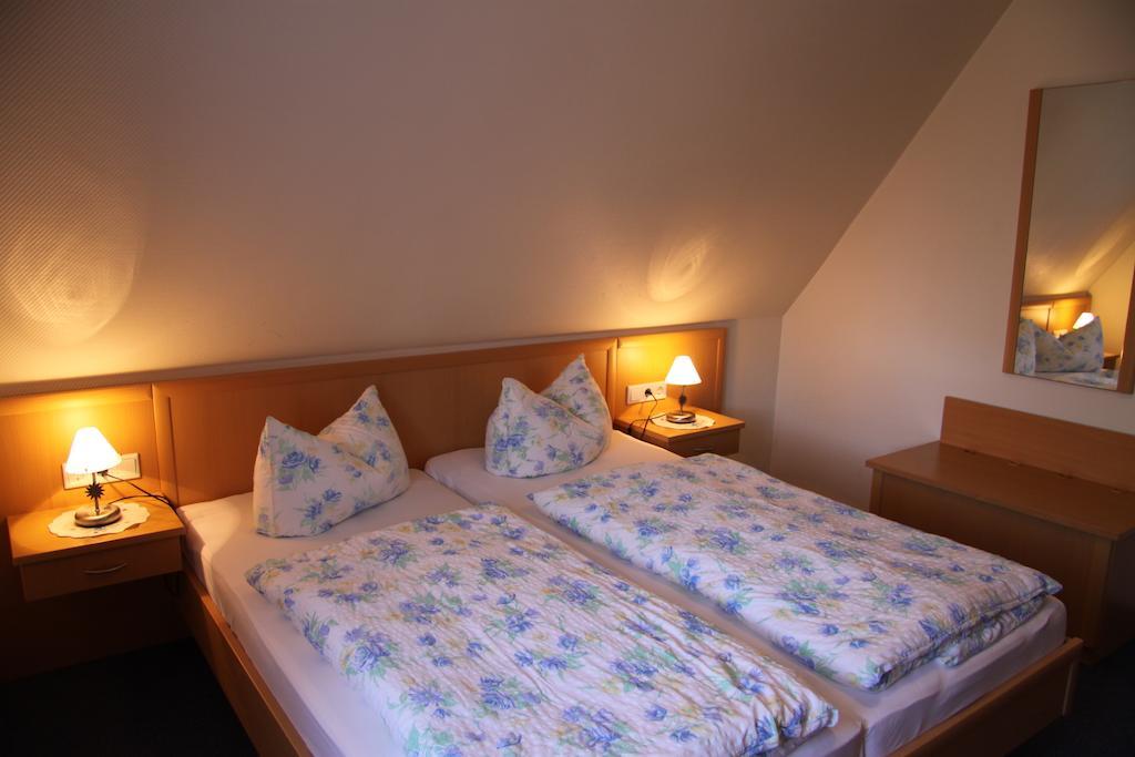 Ferienwohnungen Landgasthof Gilsbach Winterberg Habitación foto