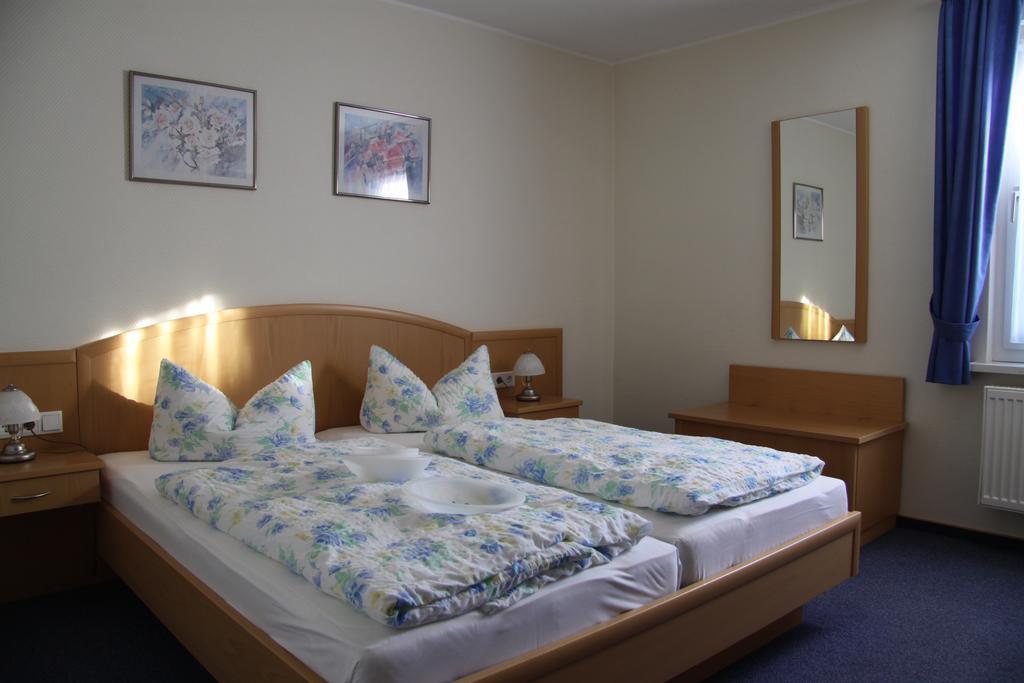 Ferienwohnungen Landgasthof Gilsbach Winterberg Habitación foto